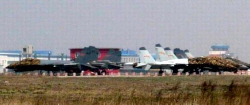 網(wǎng)上流傳的殲15戰(zhàn)機照片。