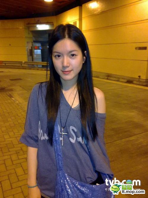 謝天華與茍蕓慧偷吃車震被拍