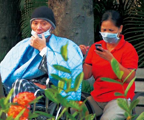 探秘劉家輝老人院生活：親證子女謀產 治療吃盡苦頭