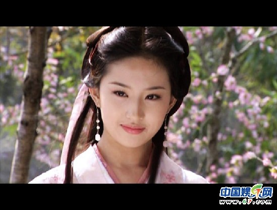 古裝美女PK第二波 李若彤劉亦菲版王語(yǔ)嫣驚為天人