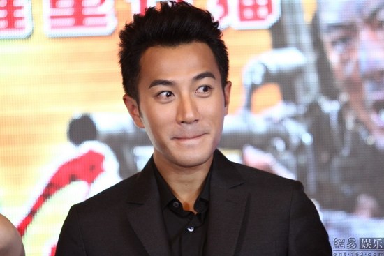 劉愷威買房寫楊冪名