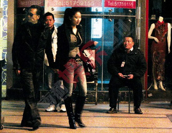 謝霆鋒老爸謝賢風流韻事揭秘 比小女友大49歲