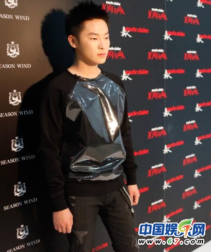 《好聲音》梁博生活照曝光 美艷女友身份揭秘