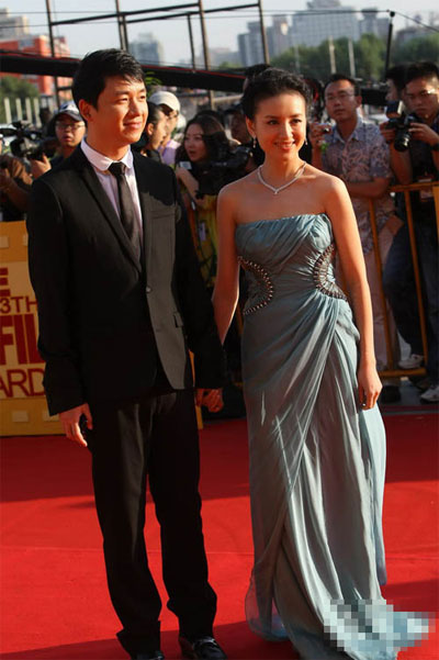 董潔承認(rèn)分手4000萬房產(chǎn)歸屬未知 潘粵明好賭