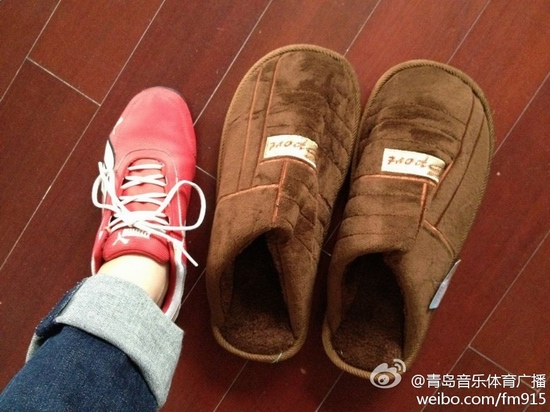 麥蒂入住的酒店，為其準(zhǔn)備好了大號(hào)的拖鞋