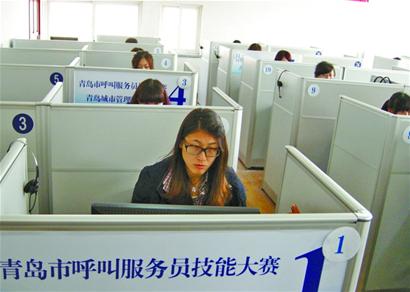 揭秘接線員:持中英雙語(yǔ)資格證 國(guó)內(nèi)外通用