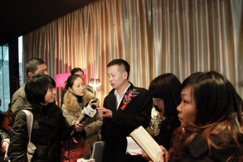 舒高與藝術(shù)家米丘結(jié)婚 結(jié)束13年愛情長跑