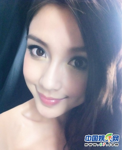 圖揭混血女星美顏