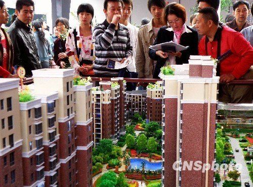 2012年12月份，70個大中城市中，新房房價上漲城市有54個。專家稱，房價已基本無下降空間