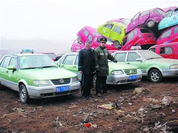 報(bào)廢車改裝成出租車營(yíng)運(yùn) 司機(jī)被查稱只管開車