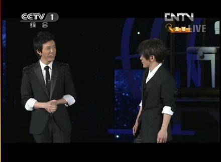 劉謙調(diào)侃李云迪、王力宏引發(fā)爭(zhēng)議