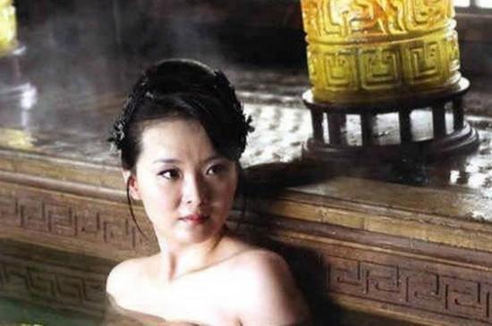  韓版《甄嬛傳》裸露尺度惹爭(zhēng)議 女星大尺度裸戲PK