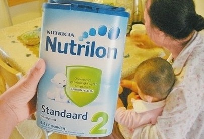 天貓銷(xiāo)售假奶粉被曝光 家長(zhǎng)稱(chēng)孩子喝后便秘 