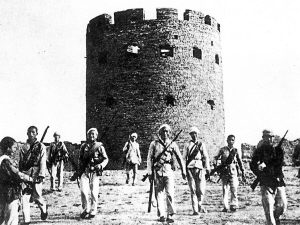 八路軍攻克曲陽縣下河鎮(zhèn)日軍據(jù)點。